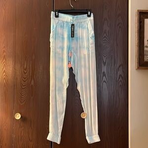 Gypsy Sand tye dyed harem pants. Blue and white. Size Small. NWT
